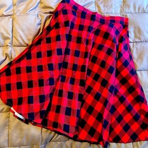 Red and black buffalo plaid circle skirt. Size M